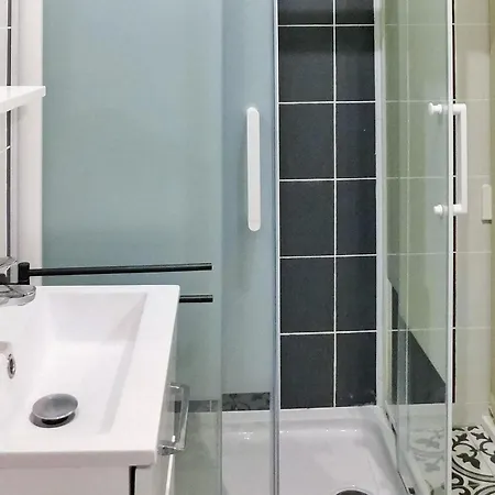 La Metairie De La Garenne *