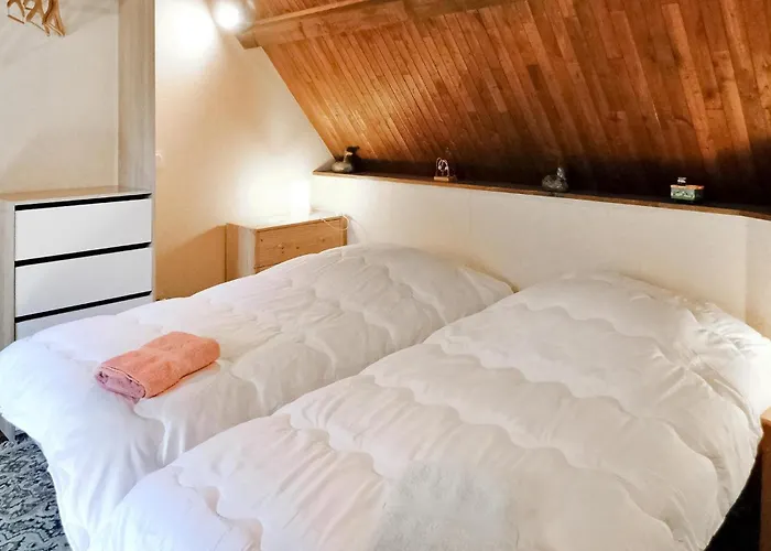 La Metairie De La Garenne 펜션